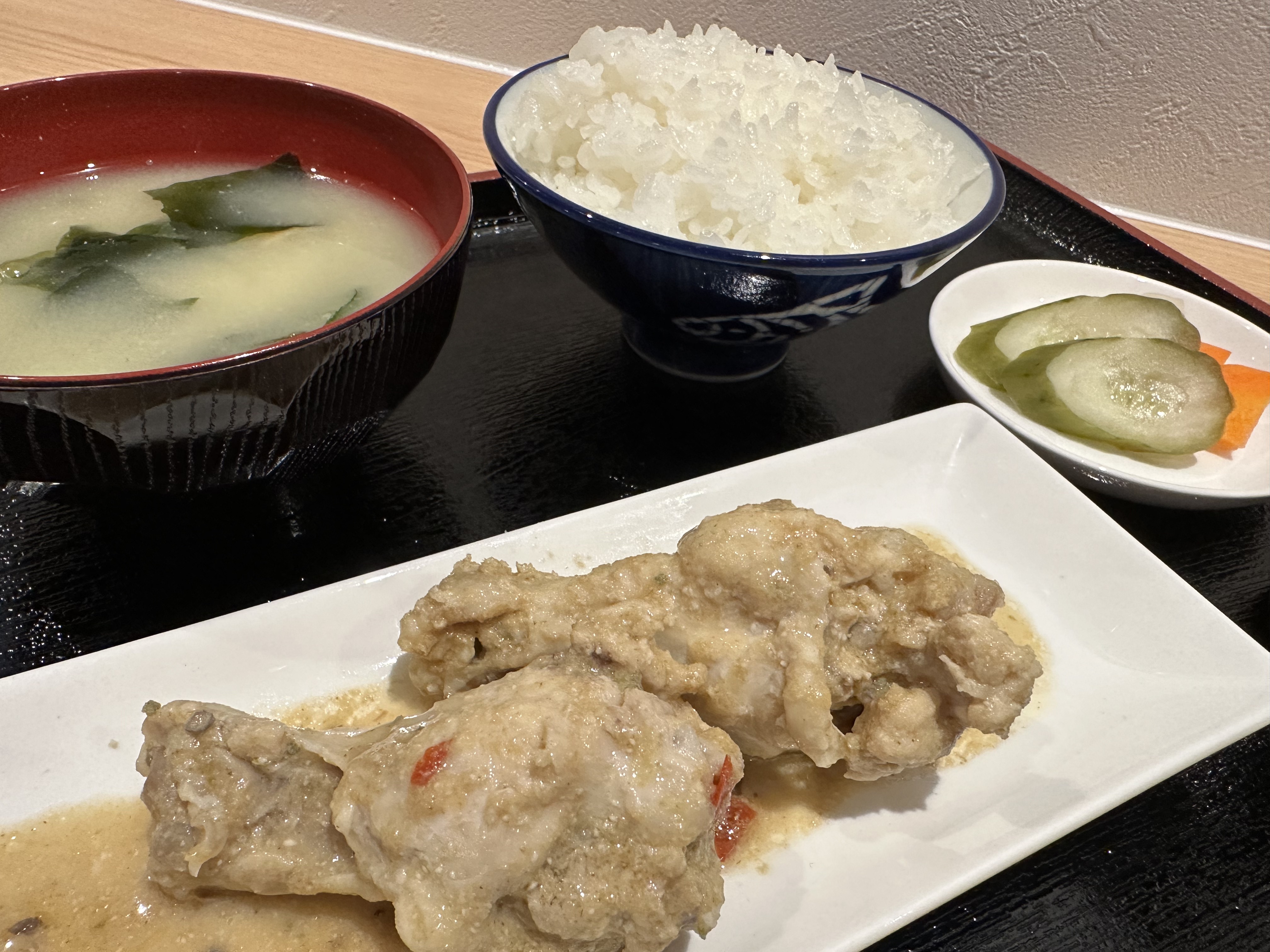 手羽元のぬか炊き朝定食